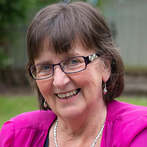 Áine Ní Ghlinn